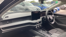 Skoda Superb 2.0 TDI SE Technology 5dr DSG Diesel Estate